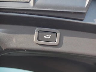 Jaguar I-PACE – thumbnail 32