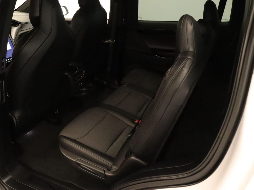 Tesla Model X – foto 41