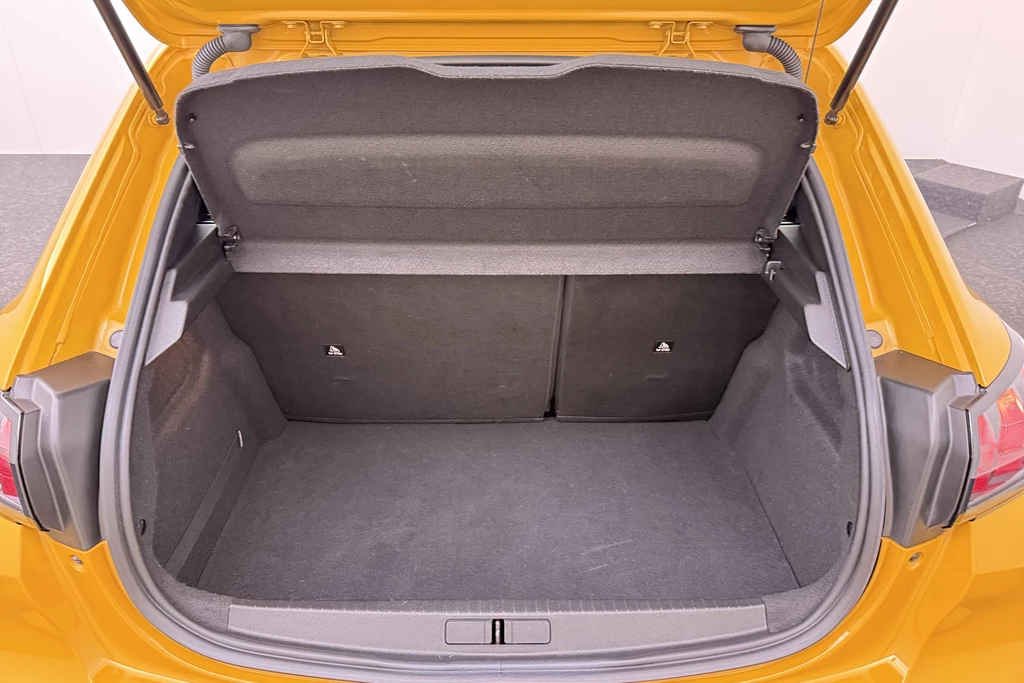 Peugeot 208 – foto 13