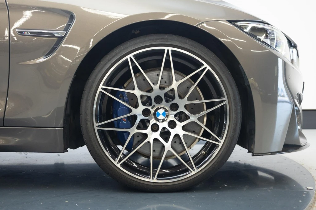 BMW M4 – foto 31