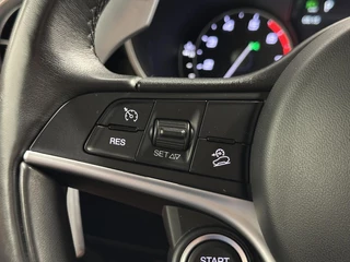 Alfa Romeo Stelvio – thumbnail 22