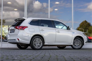 Mitsubishi Outlander – thumbnail 6