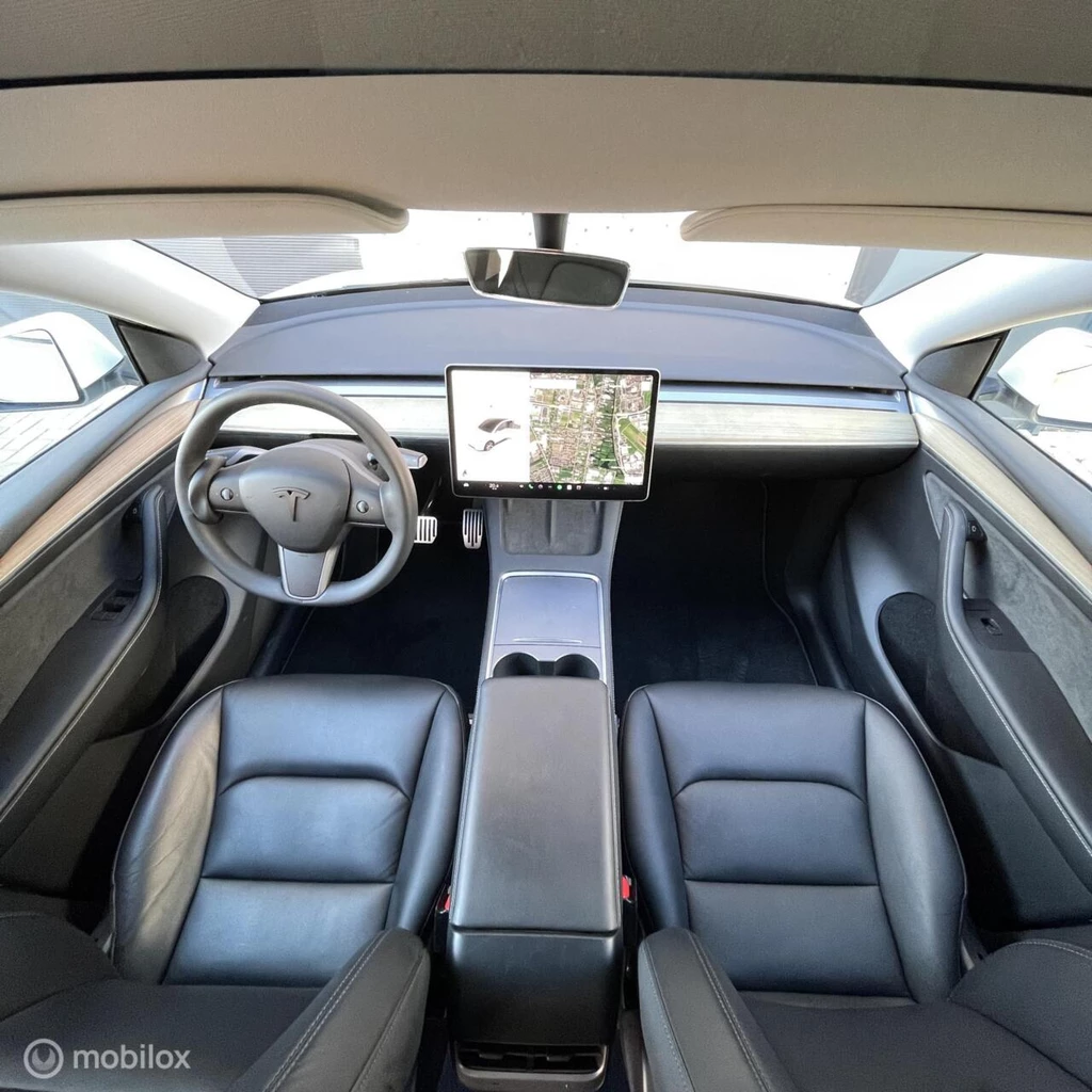 Tesla Model Y – foto 11
