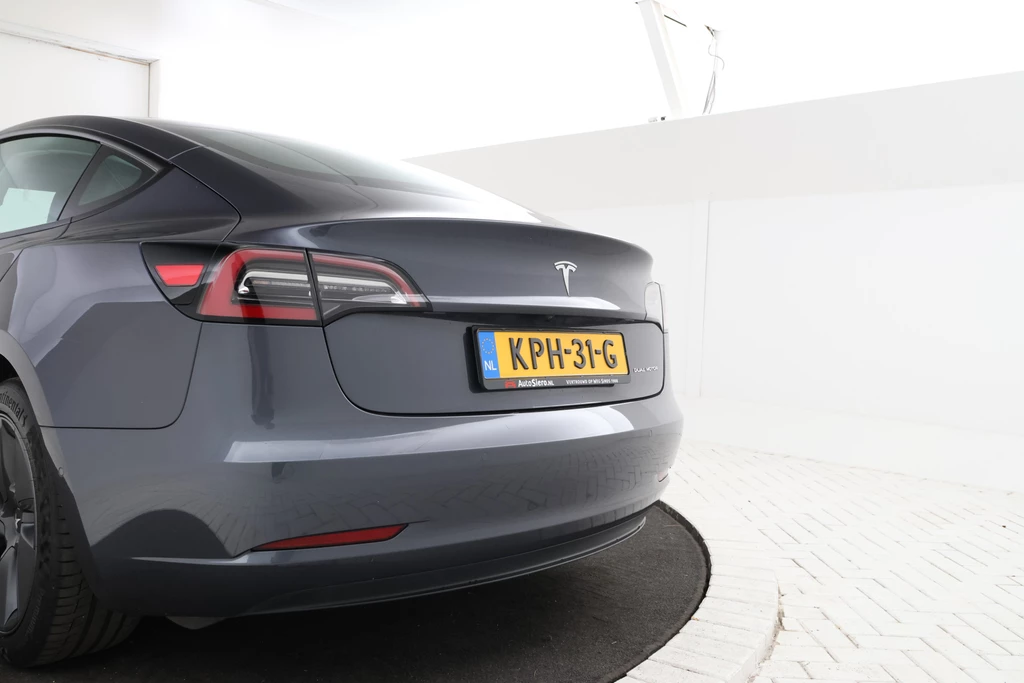 Tesla Model 3 – foto 3