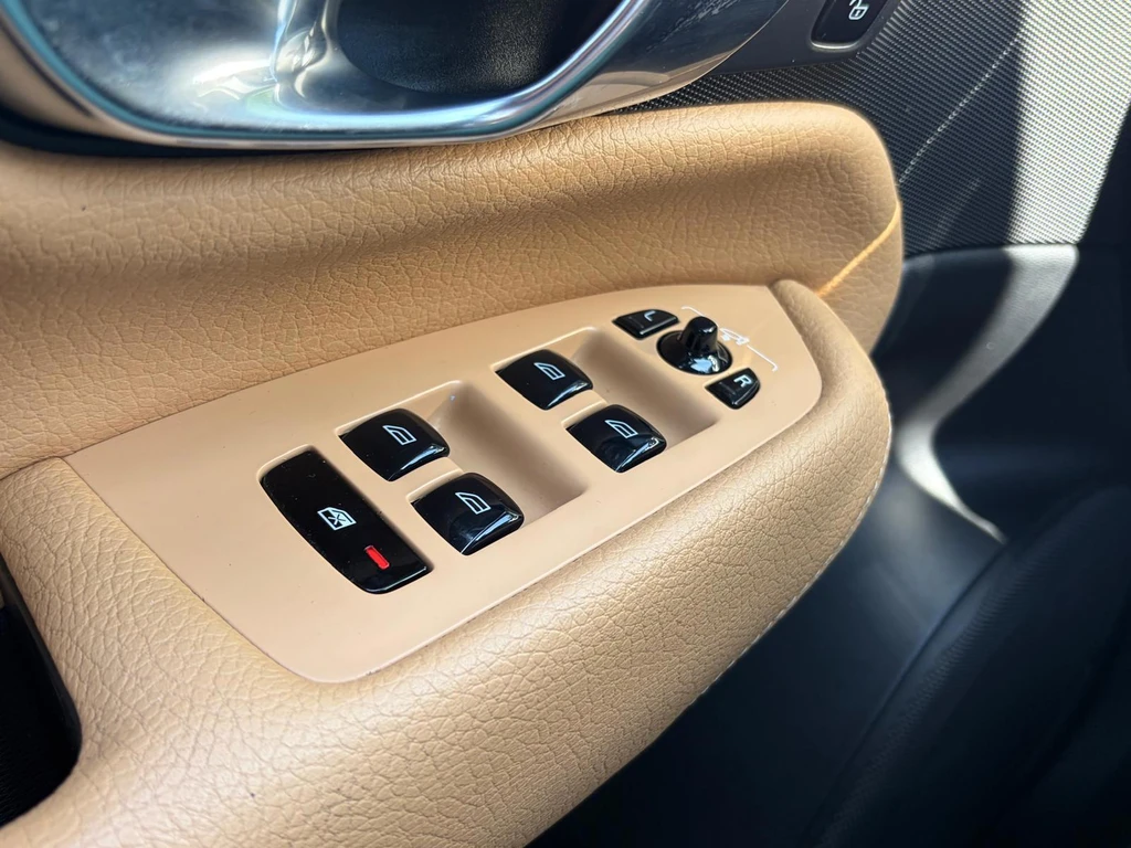 Volvo XC90 – foto 27