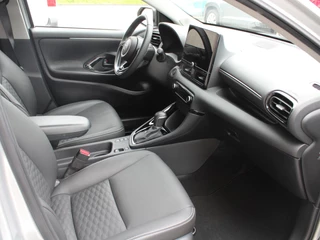 Toyota Yaris – thumbnail 22