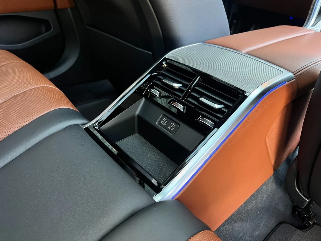 BMW 8 Serie – foto 35