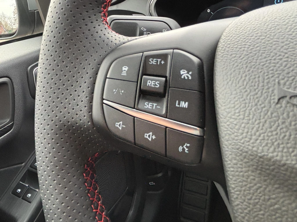 Ford Kuga – foto 14