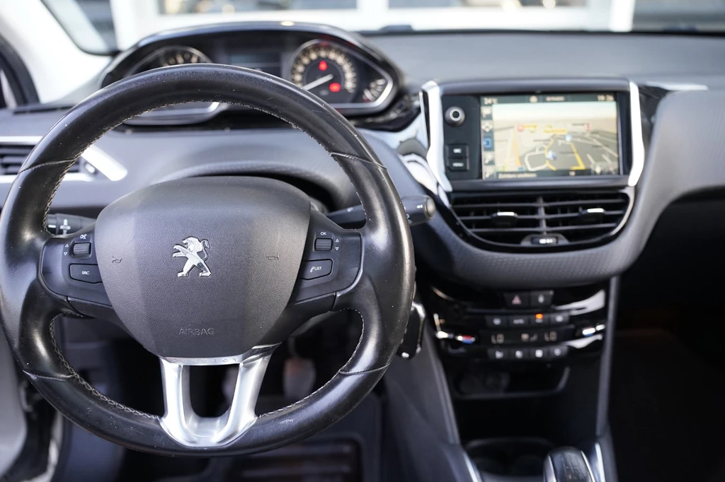Peugeot 208 – foto 17