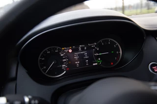 Jaguar E-PACE – thumbnail 11