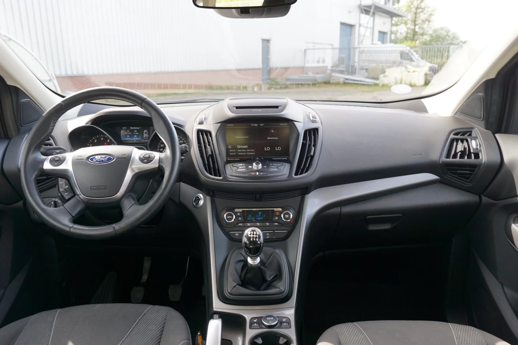 Ford Kuga – foto 12