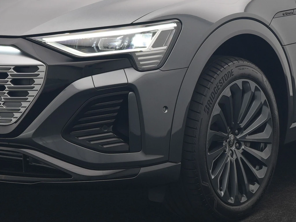 Audi Q8 e-tron – foto 18
