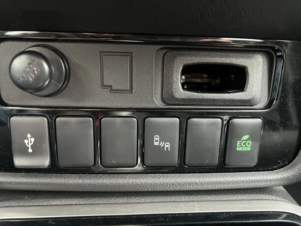 Mitsubishi Outlander – foto 24