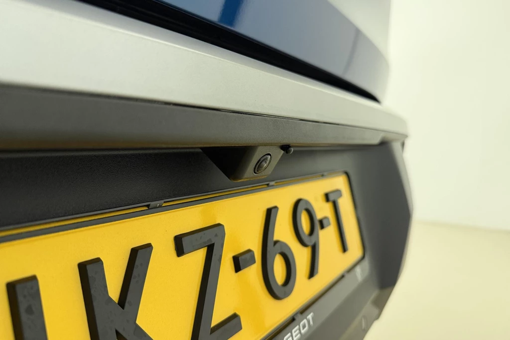Peugeot e-5008 – foto 11