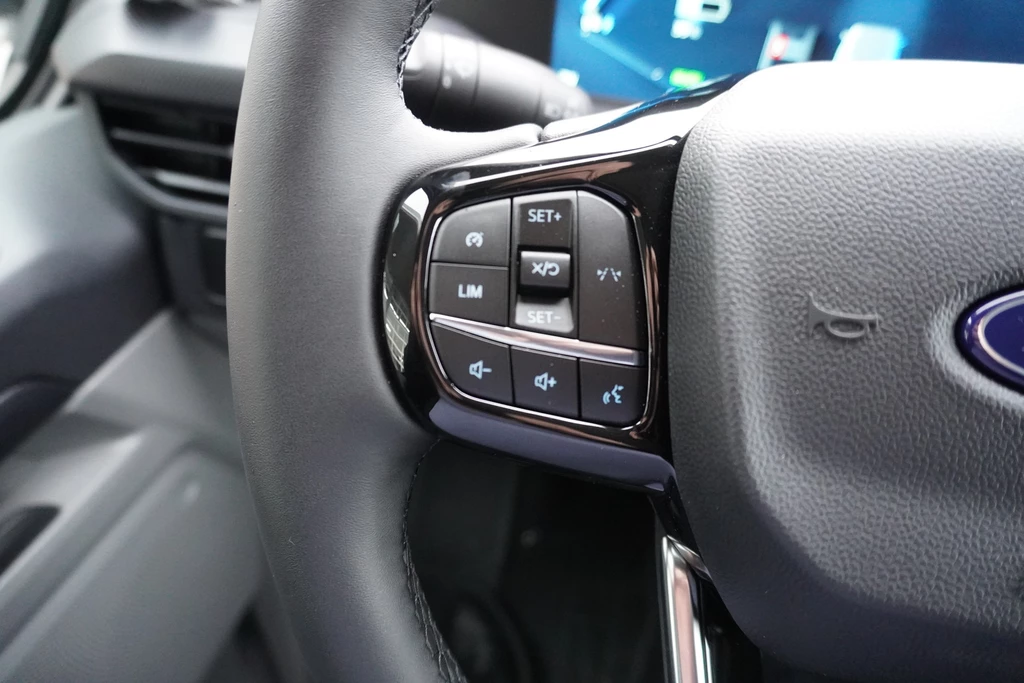 Ford E-Transit – foto 18