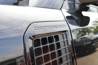 Land Rover Defender – thumbnail 49
