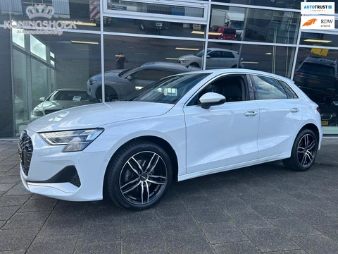 Audi A3 SPORTBACK 30 TFSI Advanced edition Facelift model! fabrgarantie 2028-02