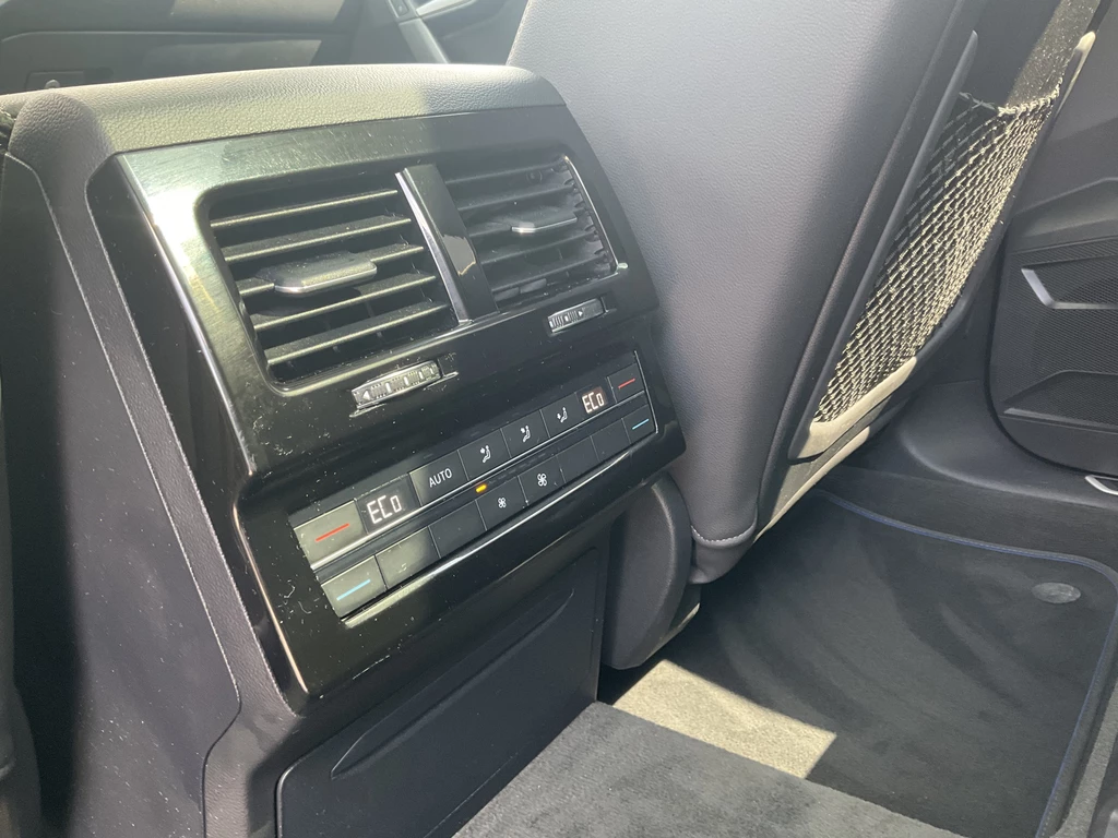 Volkswagen Touareg – foto 25