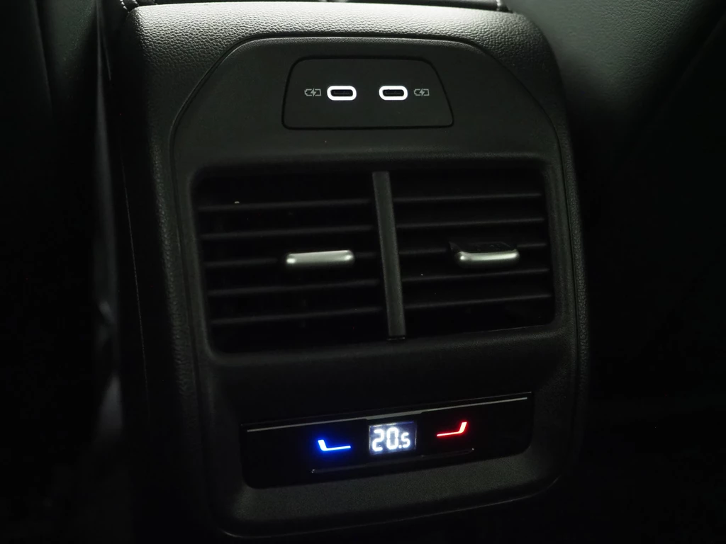 Volkswagen Passat – foto 37