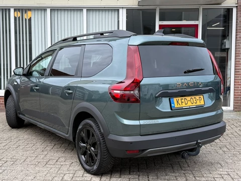 Dacia Jogger 1.0 TCe 110 Extreme 5p I Camera I Trekhaak I LED I Stoelverwarming I Cruise I DAB