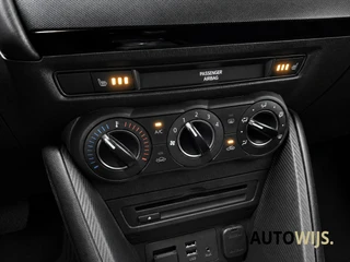 Mazda 2 – thumbnail 18