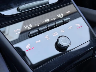 Porsche Cayenne – thumbnail 24