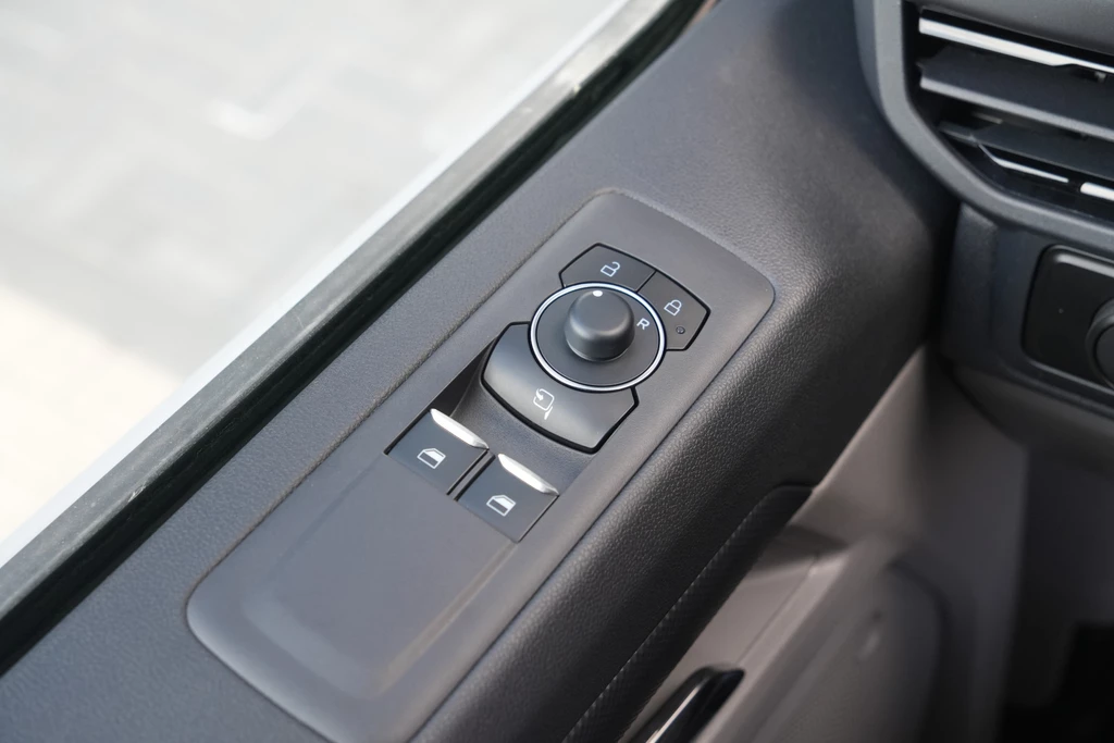 Ford E-Transit Custom – foto 19