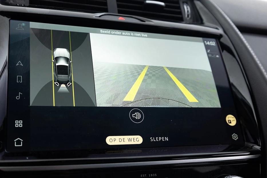 Jaguar E-PACE – foto 21