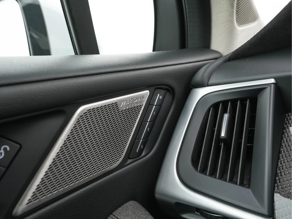 Jaguar I-PACE – foto 19