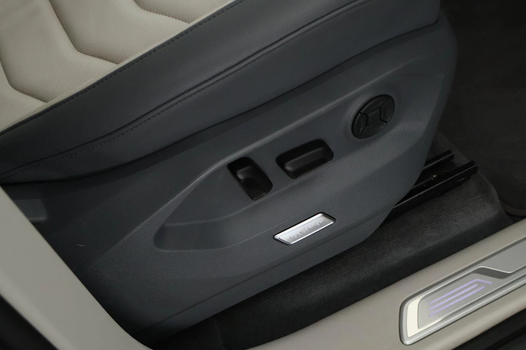 Volkswagen Touareg – foto 11