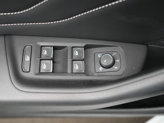 Volkswagen Passat – thumbnail 36