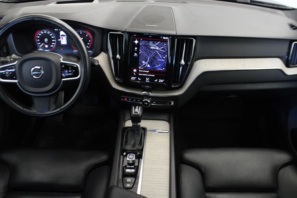 Volvo XC60 – foto 8