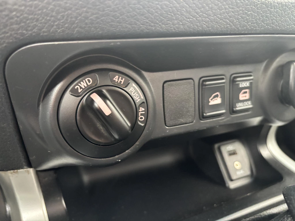 Nissan Navara – foto 28