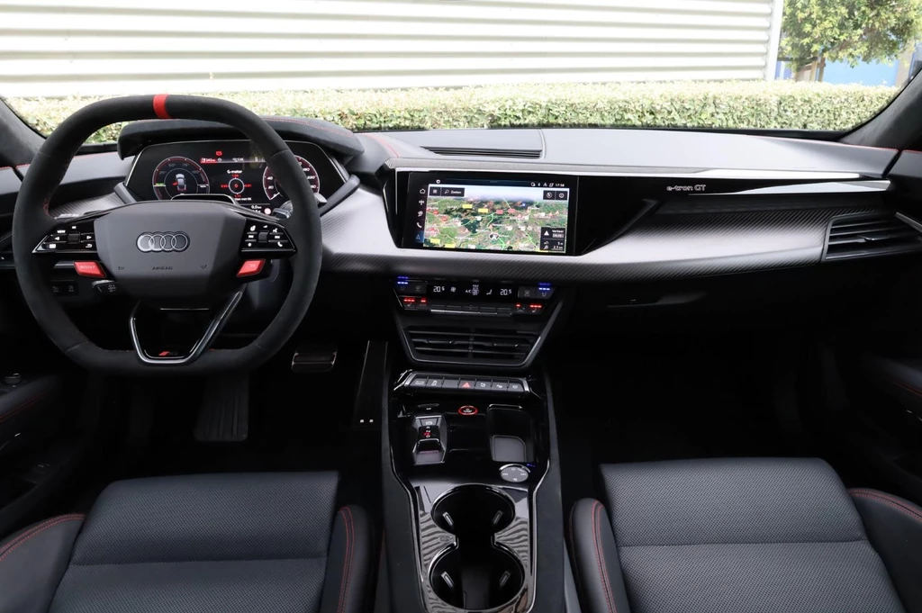 Audi e-tron GT – foto 21