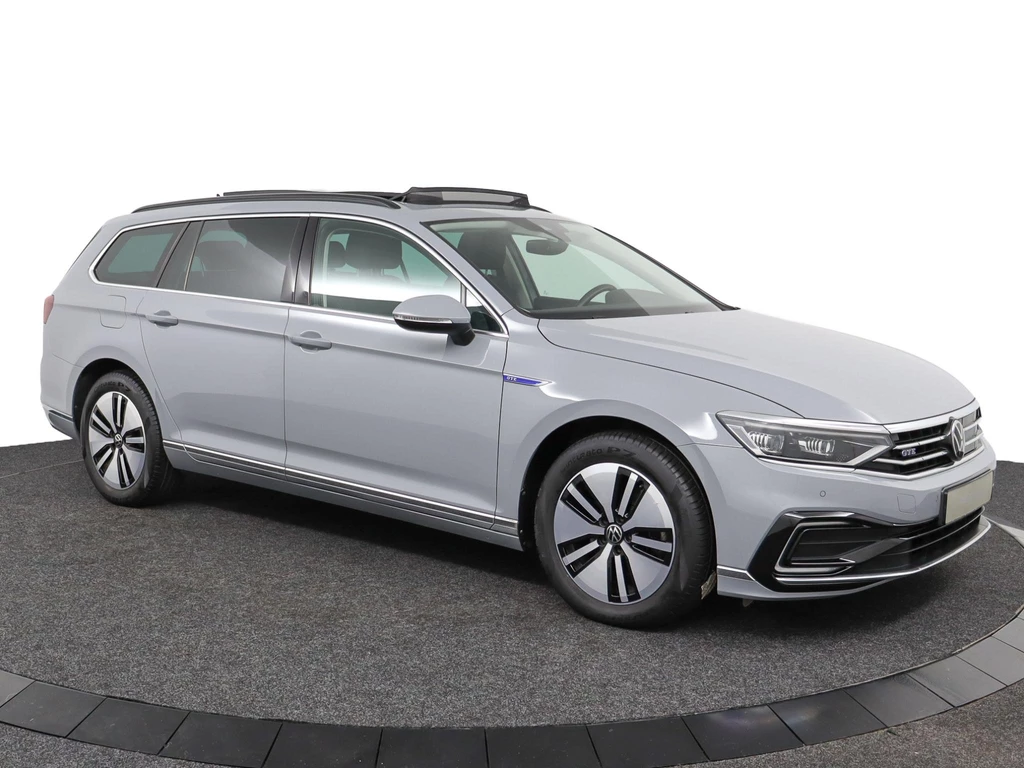 Volkswagen Passat – foto 8