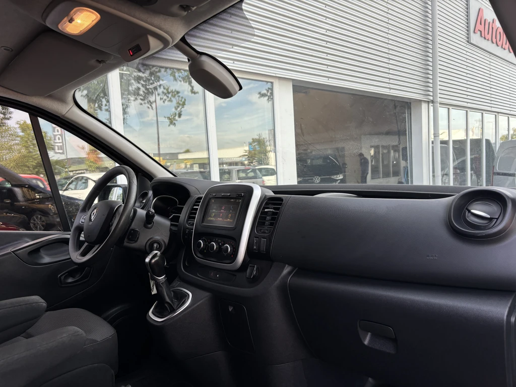 Renault Trafic – foto 25
