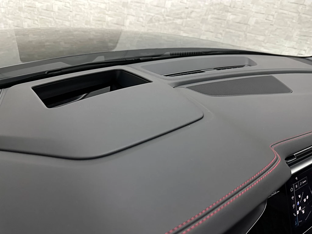 Audi Q8 – foto 13