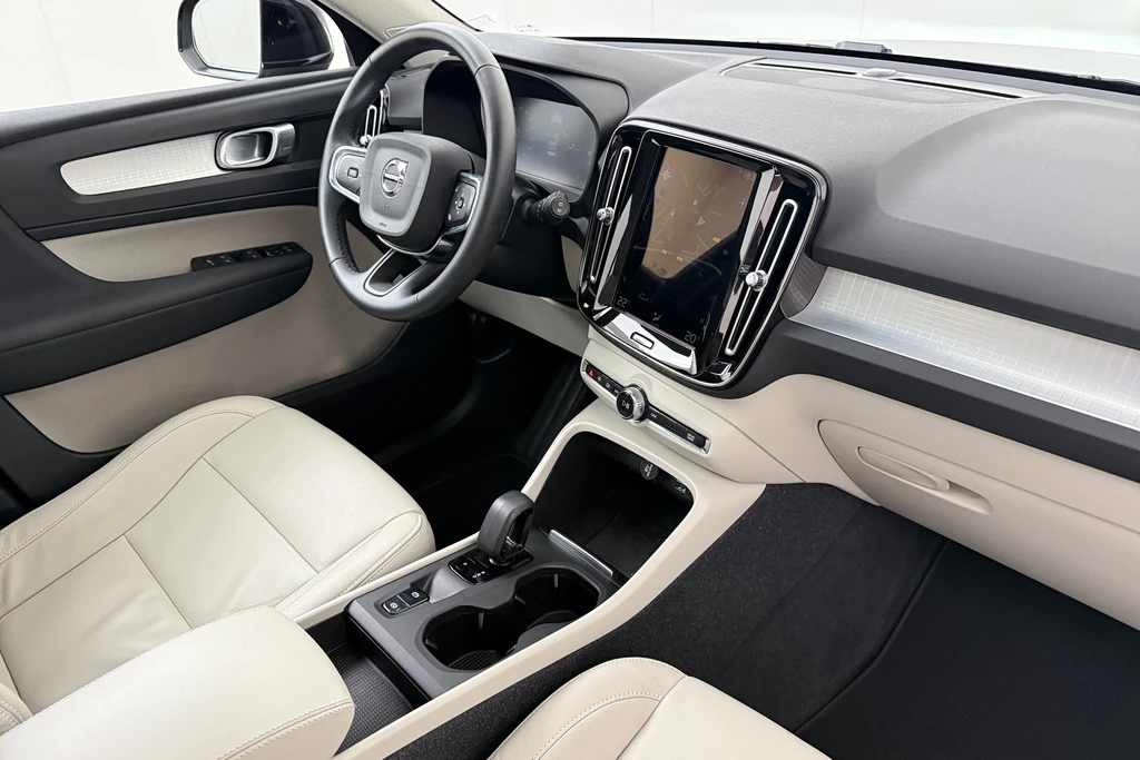 Volvo XC40 – foto 15