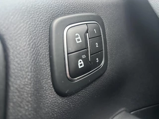 Ford Kuga – thumbnail 18