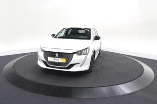 Peugeot e-208 – thumbnail 2