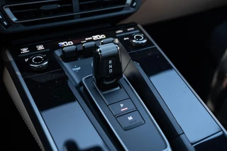 Porsche 911 – thumbnail 60