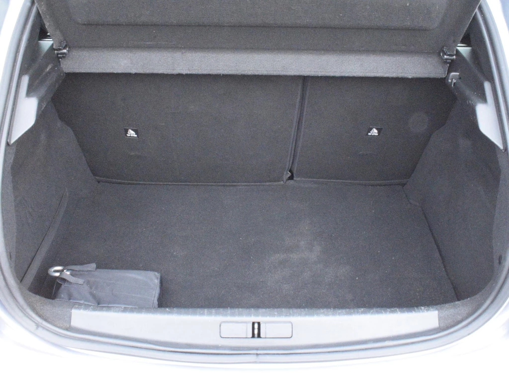 Peugeot 208 – foto 23
