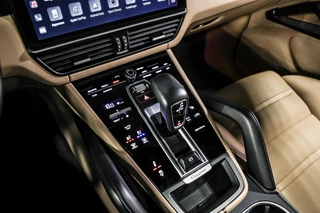 Porsche Cayenne – thumbnail 48