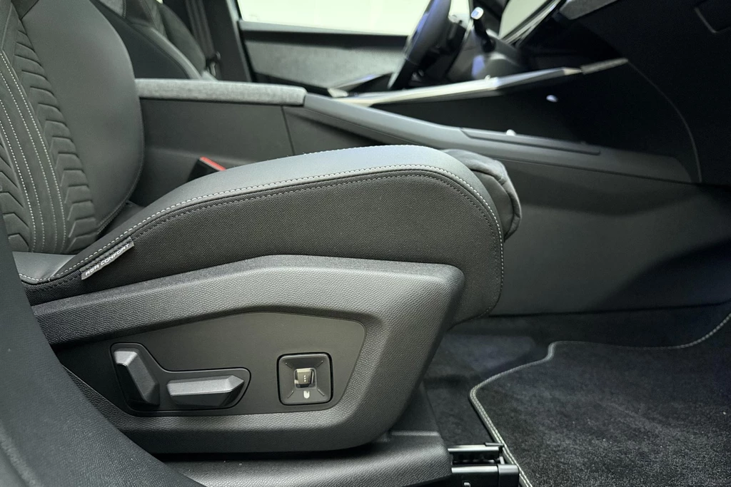 Peugeot e-3008 – foto 19