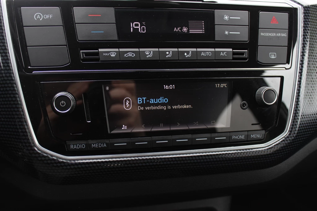 Volkswagen up! – foto 26