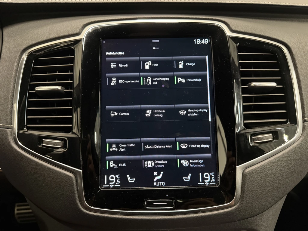 Volvo XC90 – foto 31