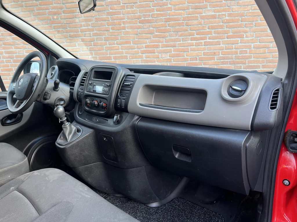 Renault Trafic – foto 23