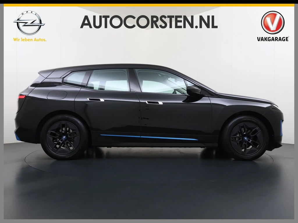 BMW iX – foto 6