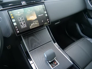 Land Rover Range Rover Velar – thumbnail 16