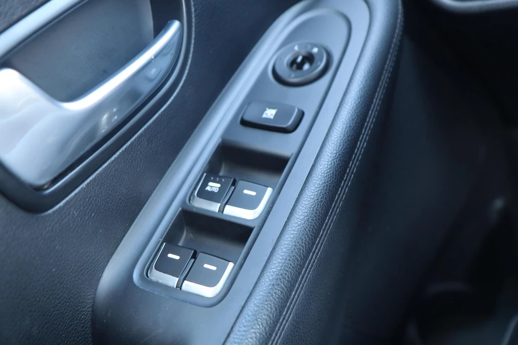 Kia Carens – foto 47